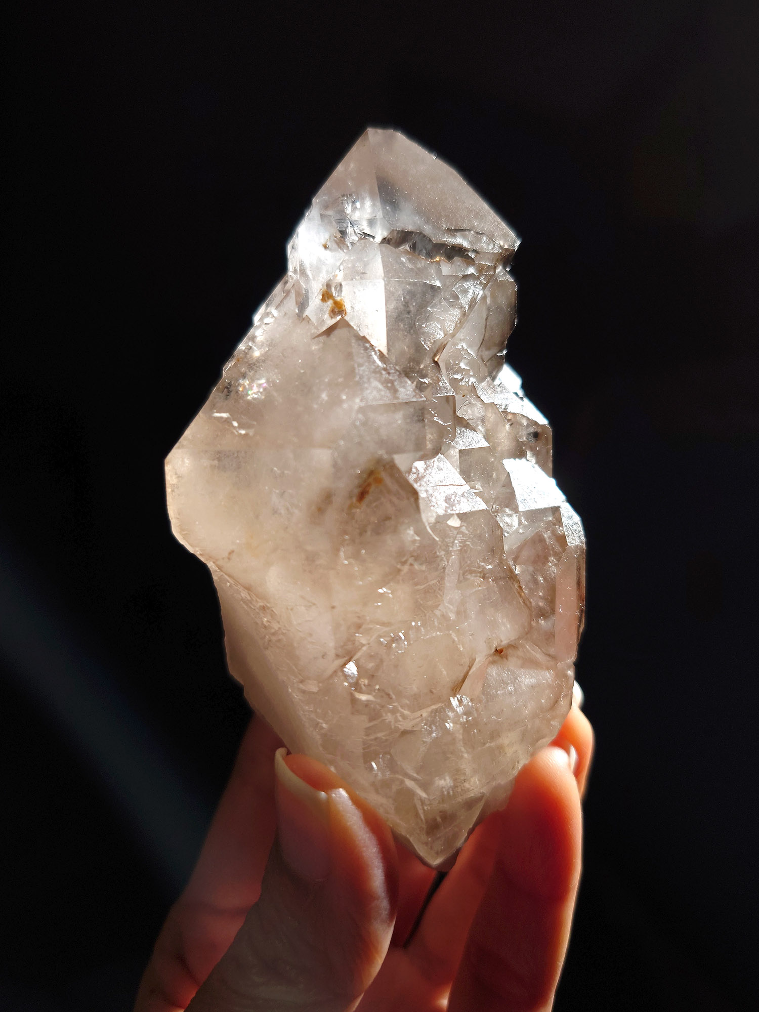 大師水晶 – 煙晶骨幹水晶 (eles-243-3) | 254g