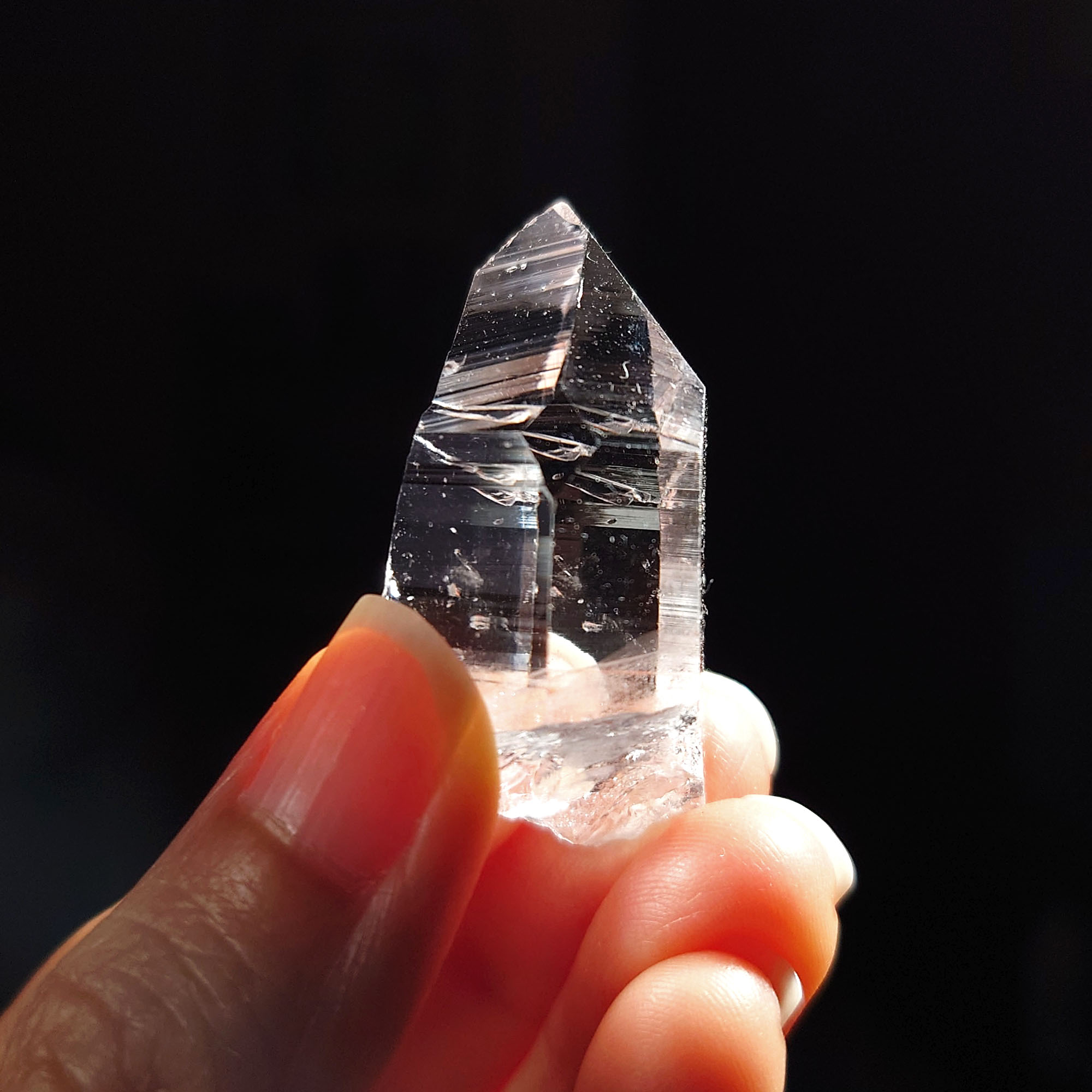 列木里亞水晶 | 艾希斯女神 | 窗水晶 18g (2442-10)